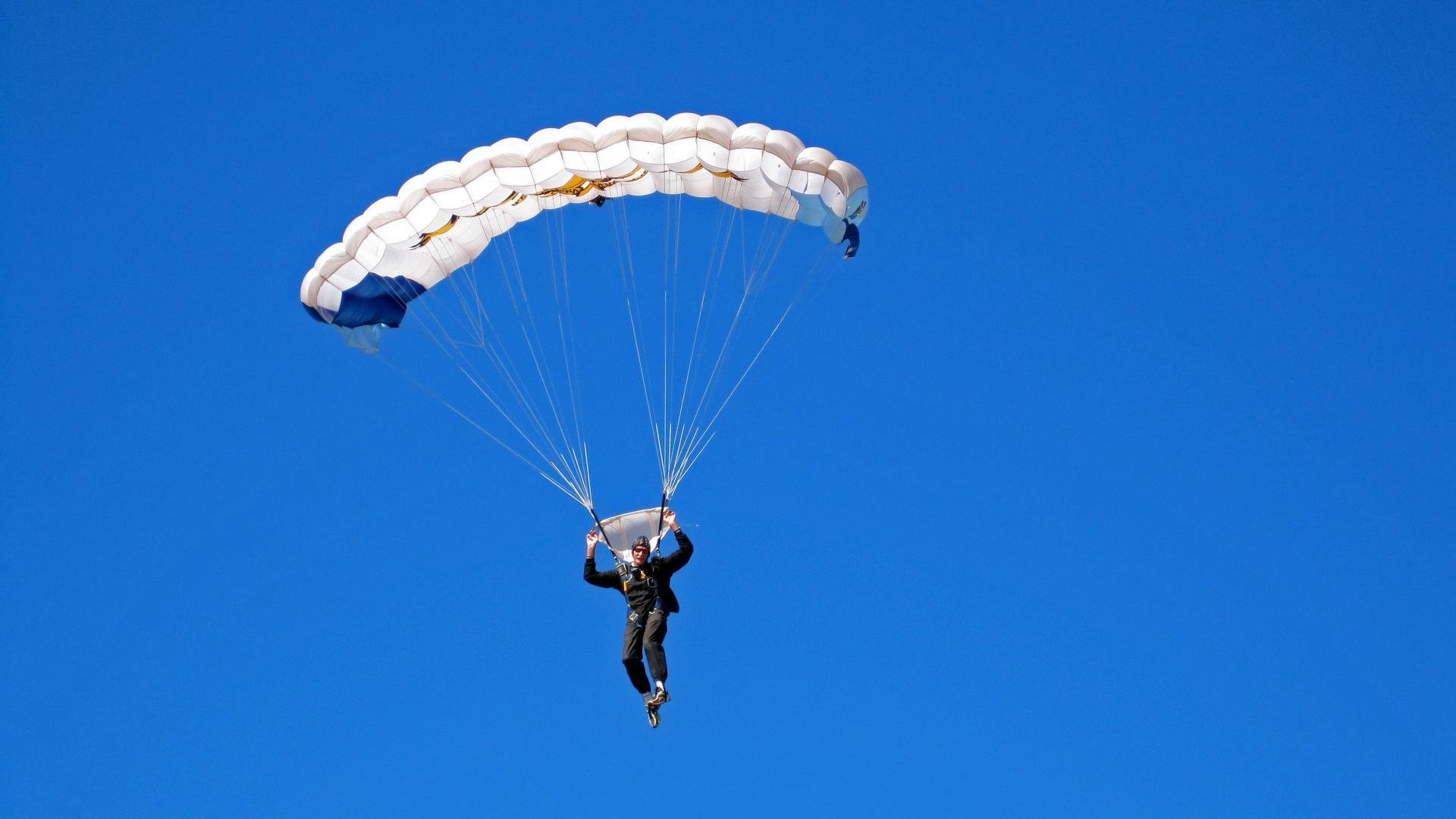 FaZe尝试签下英雄联盟主播团队，faze战队官网